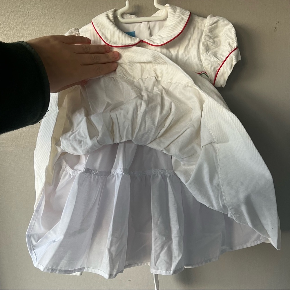 ANAVINI VELANI GIRLS WHITE DRESS WITH COLLAR - SMOCKED CANDY CANES - Picture 10 of 10